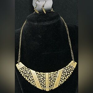 Paparazzi Gold and Silver Beaded Necklace